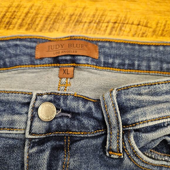 Judy Blue cut off raw hem Jean Denim shorts size XL - Picture 6 of 7